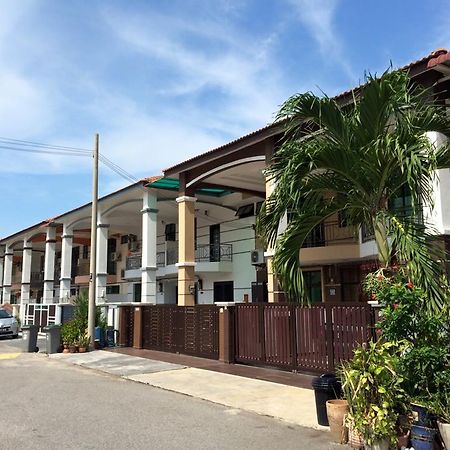 Vinz Homestay Malacca Exterior foto